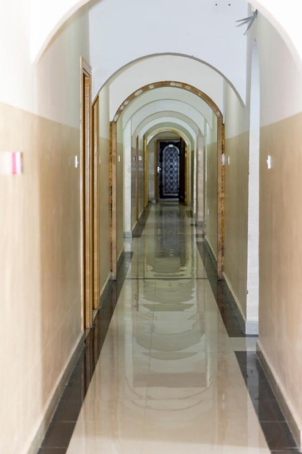 Arabian Sands Hotel فندق الرمال العربية Haima Eksteriør billede