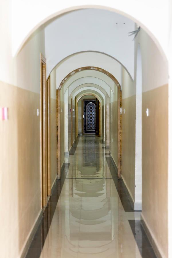 Arabian Sands Hotel فندق الرمال العربية Haima Eksteriør billede